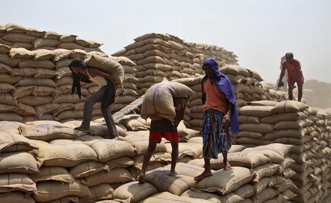 Indian wheat aid to Afghanistan bypasses Pakistan