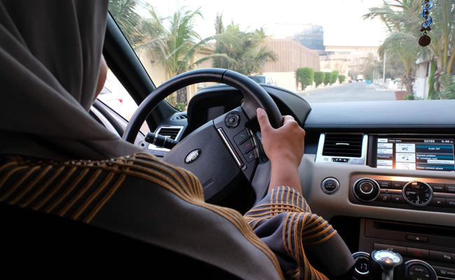 Special centers to hold arrested female drivers in Saudi Arabia