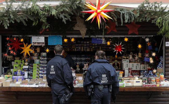 German police say Potsdam explosive package was 'blackmail', not 'terrorism'