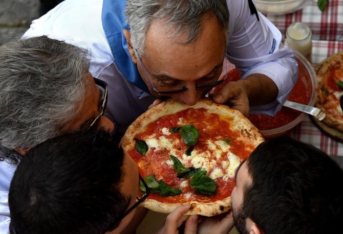 Slice of pizza paradise as Naples fetes UNESCO triumph