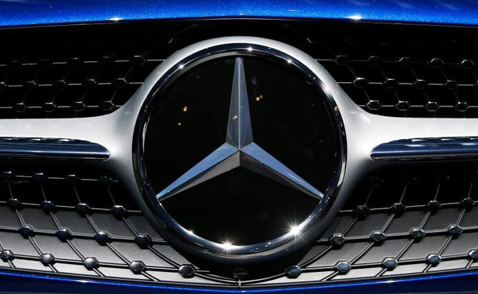 Mercedes-Benz claims luxury pole position in 2017