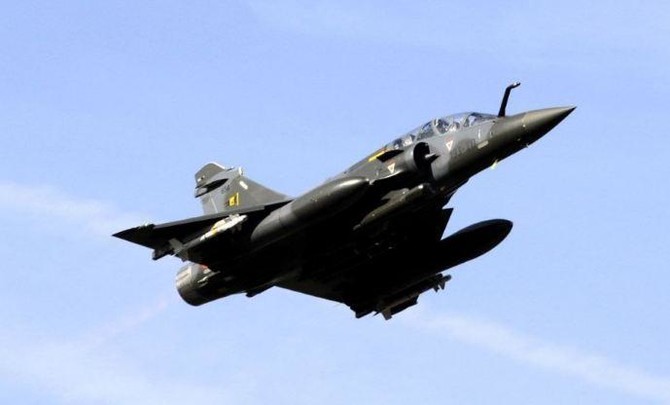 Bahrain: Radar tracks show Qatari jets flying by Emirati airliners