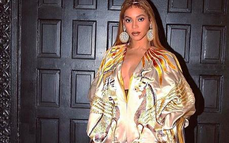 Beyoncé dazzles in Jean-Louis Sabaji’s ‘Sphinx abaya’