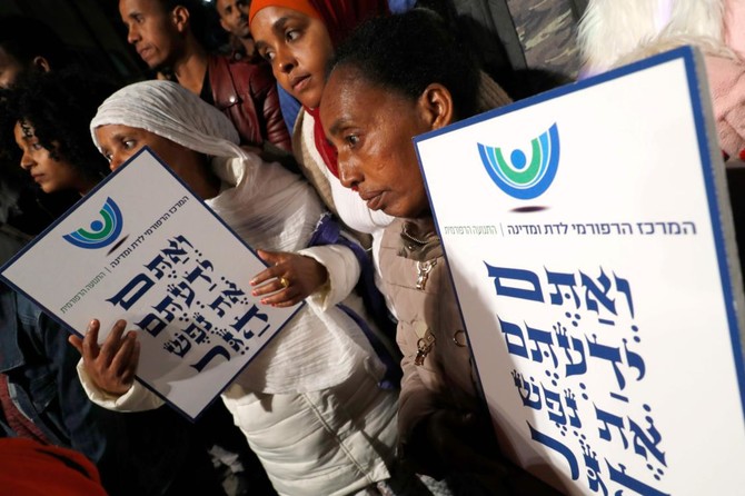 Thousands of Africans protest Israeli deportation plan