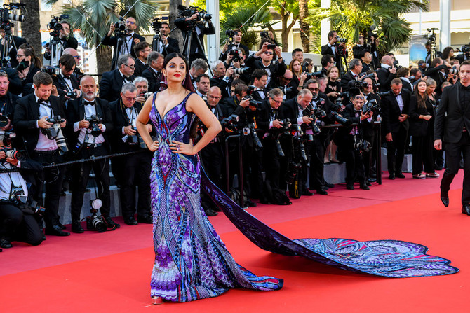 Aishwarya Rai Bachchan Blue Lace & Tulle Ball Gown - Xdressy