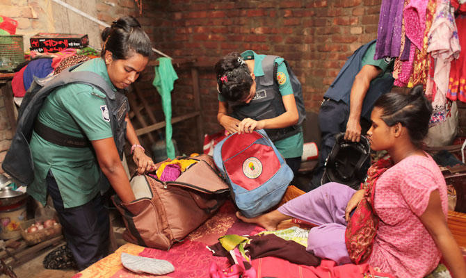 Dhaka yaba girl in Guard arrested