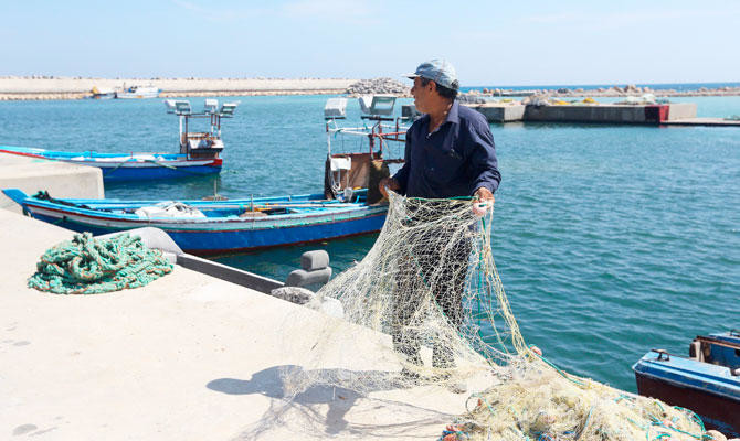 Blast fishing' thrives in Libya's chaos