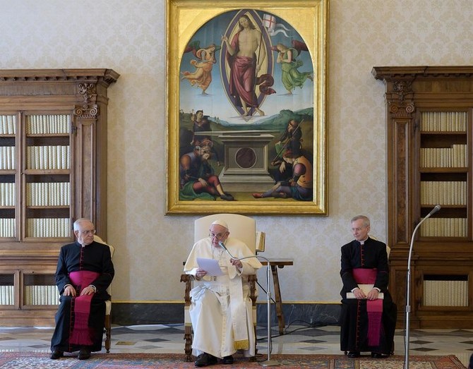 Pope holds first ever virtual general audience with Italy on lockdown Arab