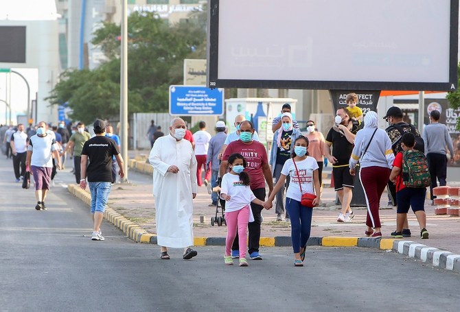 Kuwait updates residency law, to cut number of expats | Arab News