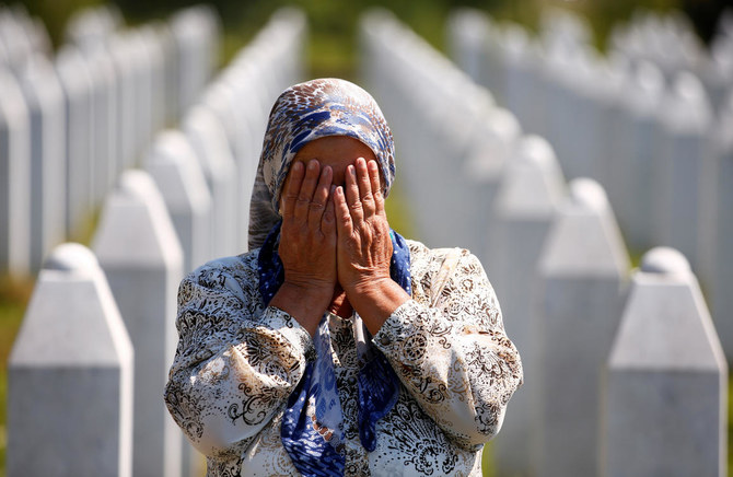 Bosnia Muslims Mourn Their Dead 25 Years After Srebrenica Massacre Arab News