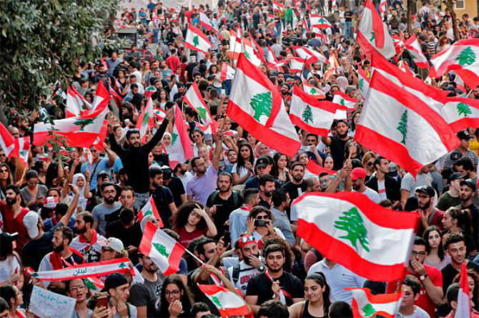 Troops deployed in Lebanon as new protests target the ‘privileged elite’