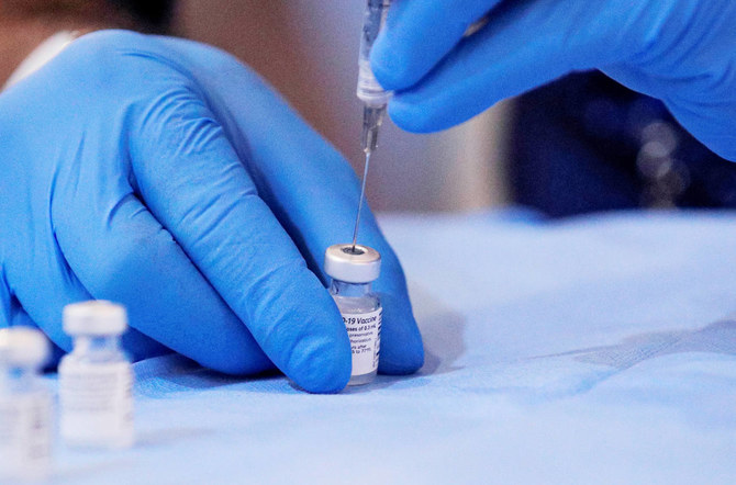 Pfizer-BioNTech COVID-19 vaccine gains full US regulatory approval | Arab  News