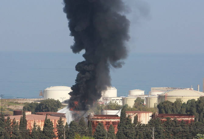 Fire destroys 250,000 liters of petrol in Lebanese oil facility
