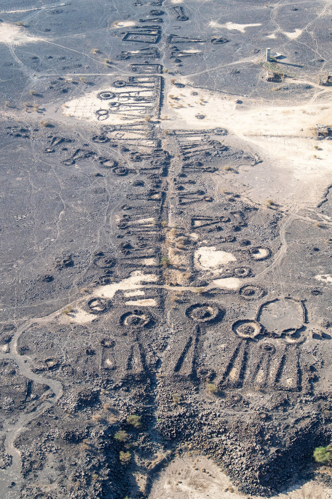 Atalar batı Arabistan'da uzun 'cenaze caddeleri' inşa etti, çalışma bulguları