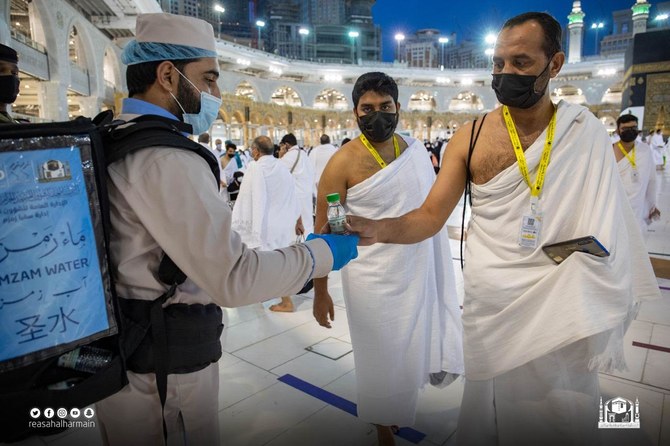 Grand Mosque distributes 12m liters of Zamzam water to Hajj ...