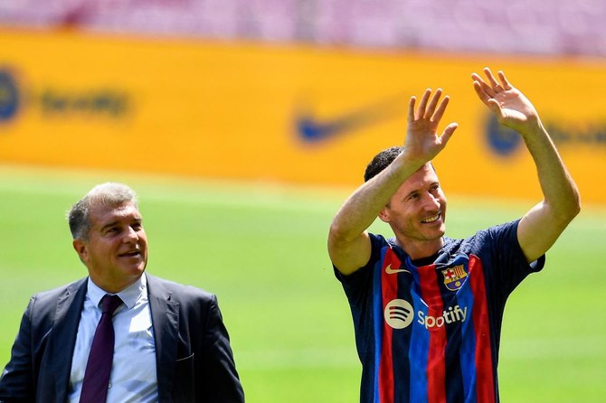 Lewandowski faces 'huge challenge' at Barcelona