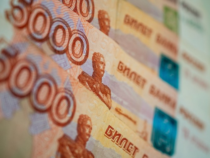 Russian ruble tumbles in biggest intraday fall this year | Arab News