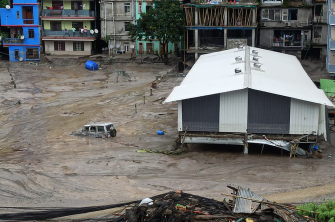 Banjir Terjadi di Danau Glasial Himalaya India Tewaskan 18 orang dan Hampir 100 orang Hilang