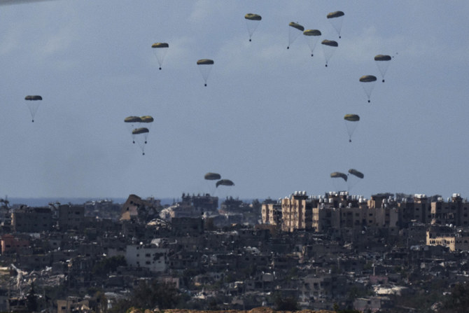 Gaza airdrop ends in deaths for five Palestinian refugees, 10