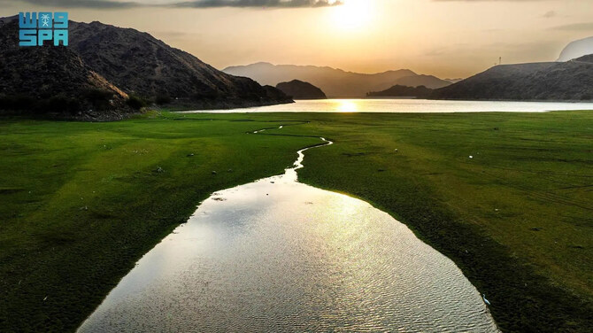 Stunning sunset views of Al-Ahsabah Valley Stunning sunset views of Al-Ahsabah Valley