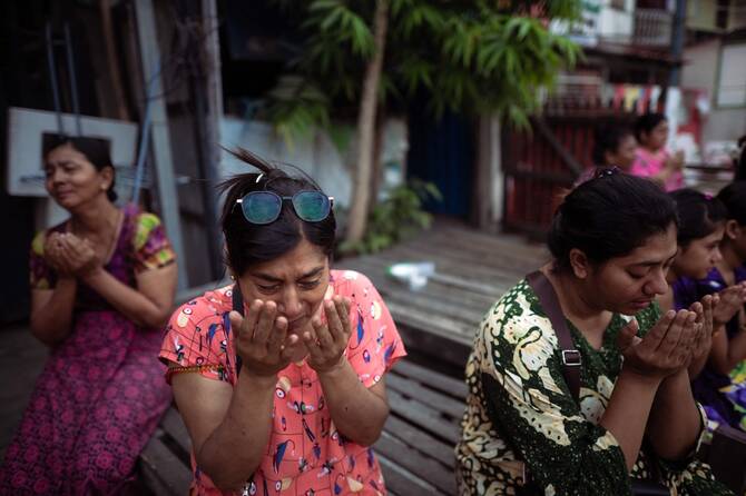 Eid Al-Fitr 2025: Muslim faithful celebrate end of Ramadan Eid Al-Fitr 2025: Muslim faithful celebrate end of Ramadan