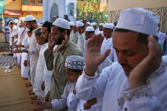 Eid Al-Fitr 2025: Muslim faithful celebrate end of Ramadan Eid Al-Fitr 2025: Muslim faithful celebrate end of Ramadan