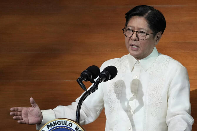 Philippines' Marcos says China 'misinterpreted' his comments on Taiwan |  Arab News