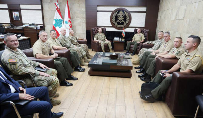 Ο στρατός του Λιβάνου ανέλαβε τον Αύγουστο την εκπόνηση και την επίβλεψη του σχεδίου αφοπλισμού της Χεζμπολάχ. (Παρέχεται) Ο στρατός του Λιβάνου ανέλαβε τον Αύγουστο την εκπόνηση και την επίβλεψη του σχεδίου αφοπλισμού της Χεζμπολάχ. (Παρέχεται)