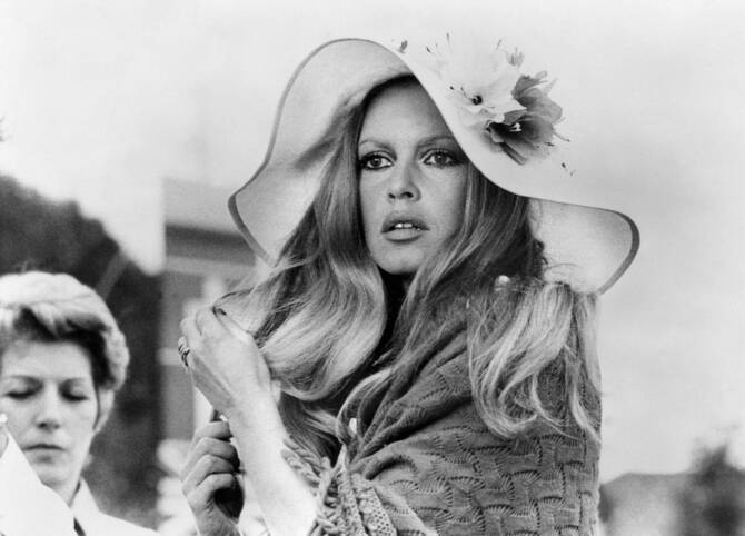 France's screen siren Brigitte Bardot dies at 91 | Arab News