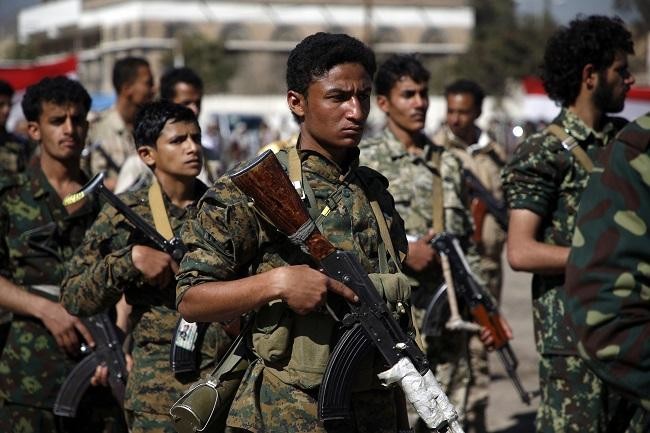 Yemeni army attacks Houthi military positions on outskirts of Qanya