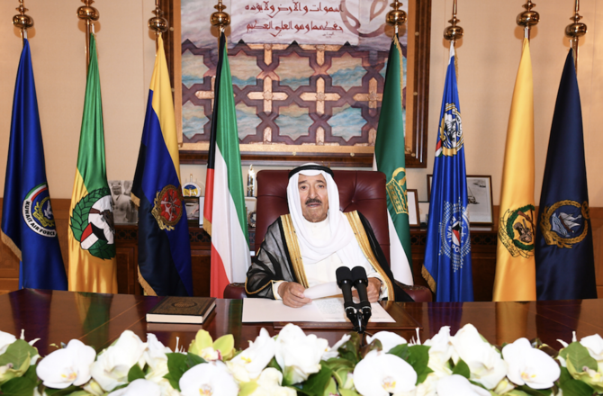 Kuwaiti Emir: We must resist all those bent on spreading confessional discord in our society