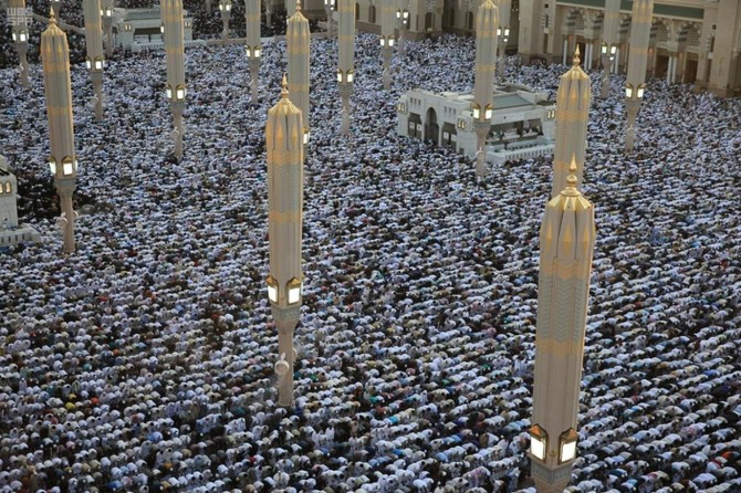 Eid Al Fitr Prayer Performed Throughout Saudi Arabia Arab News