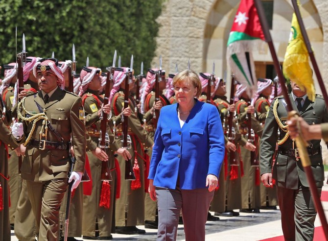 Merkel pledges $100 million loan for troubled Jordanian economy
