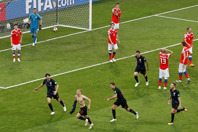 Croatia beat Russia on penalties to reach World Cup semifinals