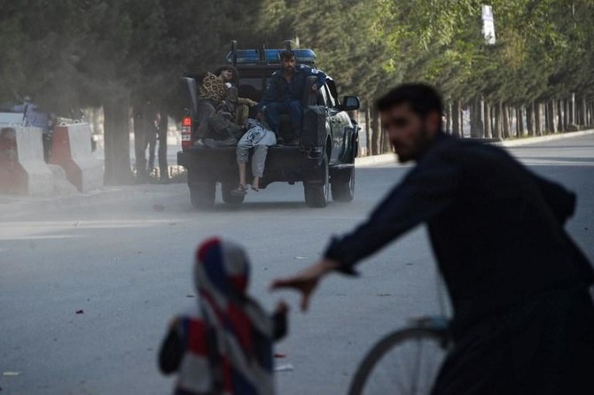 Suicide attack targets Afghan intelligence convoy