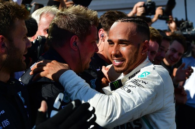 Lewis Hamilton wins Hungarian GP to extend lead over rival Sebastian Vettel
