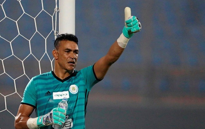 Egypt’s record-breaking keeper El-Hadary retires aged 45