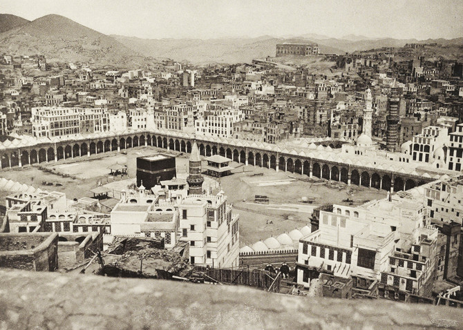 Eye on the Hajj: Mystery lensman who took first photos of Makkah