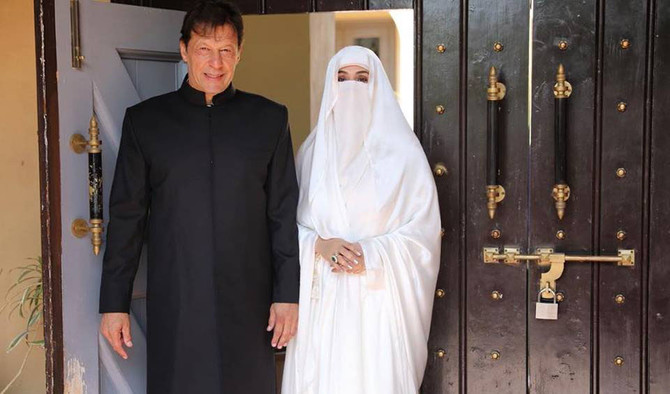 Pakistan first lady’s oath outfit was an Algerian-influenced design