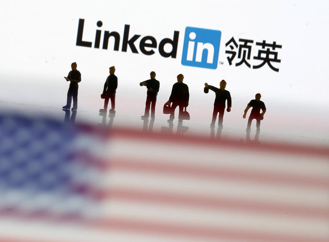 Chief US spy catcher says China using LinkedIn to recruit Americans