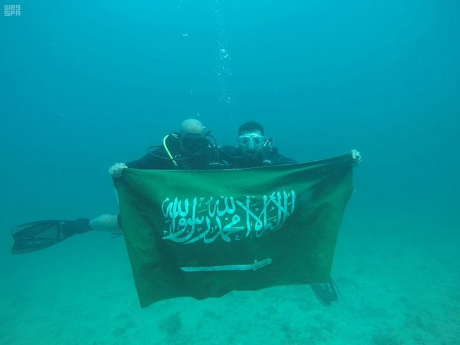 Saudi flag makes underwater journey for National Day