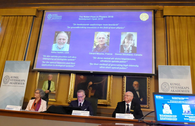 Trio win Nobel Physics Prize for laser research