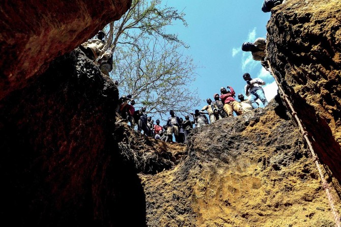 Illegal miners try their luck in Mozambique ruby rush