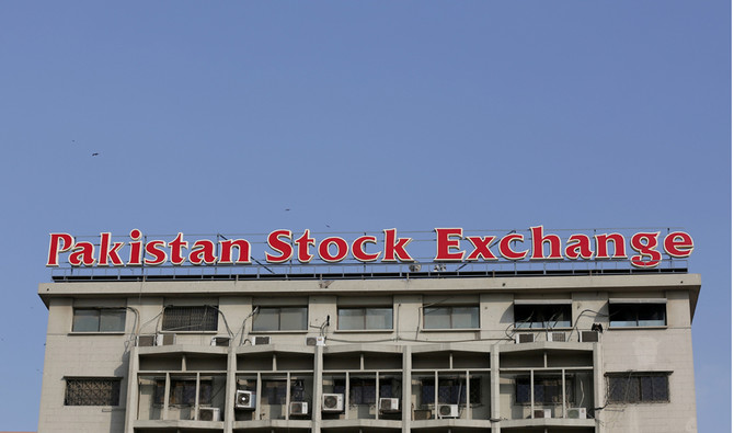 Pakistan’s stock market keeps losing amid uncertainty over external funding