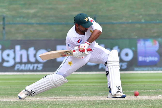 Australia up against it as Pakistan turn the screw in crucial Test
