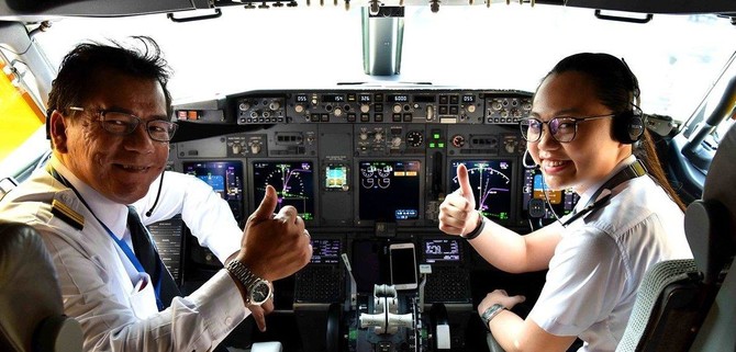 Malaysia Airlines introduces first female pilots