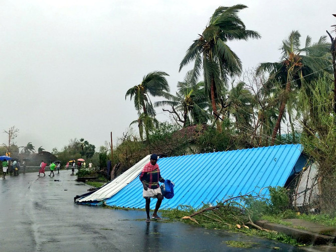 Cyclone 'Gaja' makes landfall in south India, kills 11 people