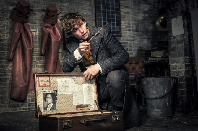 New Harry Potter prequel ‘Fantastic Beasts’ casts winning box-office spell