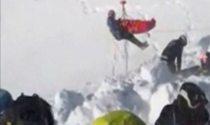 Boy survives 40-minute burial after avalanche in French Alps