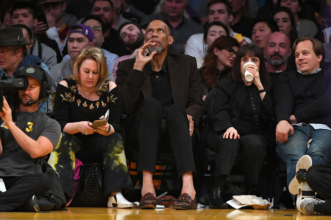 Los Angeles Lakers legend Kareem-Abdul Jabbar auctions four NBA  championship rings, NBA News